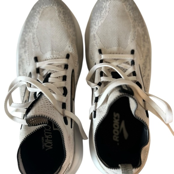 Brooks Glycerin Women Black and white athletic sneakers workout walking sz 9 - Picture 5 of 10